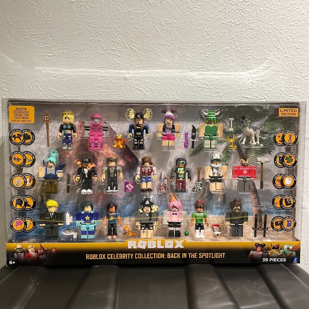 BRAND NEW Roblox Celebrity Collection Back in the Spotlight - 20 Figure Pack